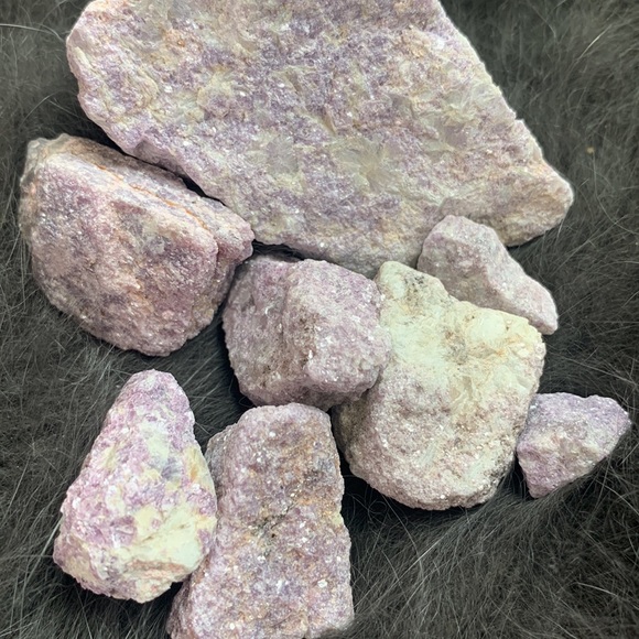 Rough Lepidolite Stone Bundle - Picture 2 of 11
